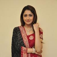 Sayesha Saigal Cute Gallery | Picture 1158016