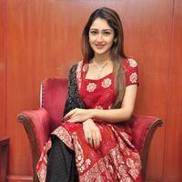 Sayesha Saigal Cute Gallery | Picture 1158048