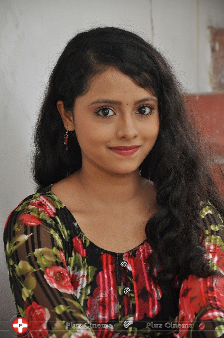 Geethanjali at Chiru Godavalu Movie Press Meet Stills | Picture 1160957