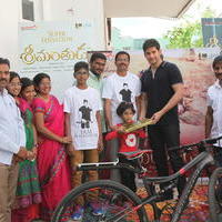 Mahesh Babu Presents Srimanthudu Cycle to Contest Winner Photos | Picture 1161495