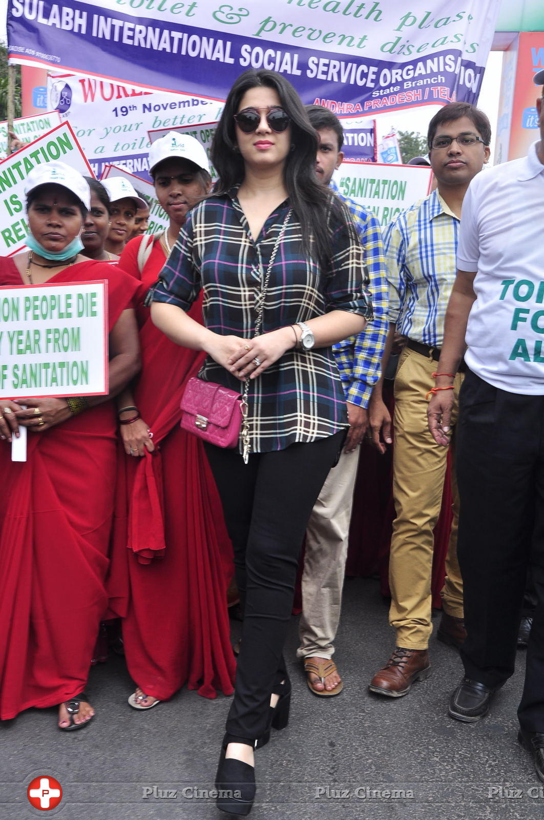Charmi Kaur at World Toilet Day Run at Necklace Road Stills | Picture 1162590