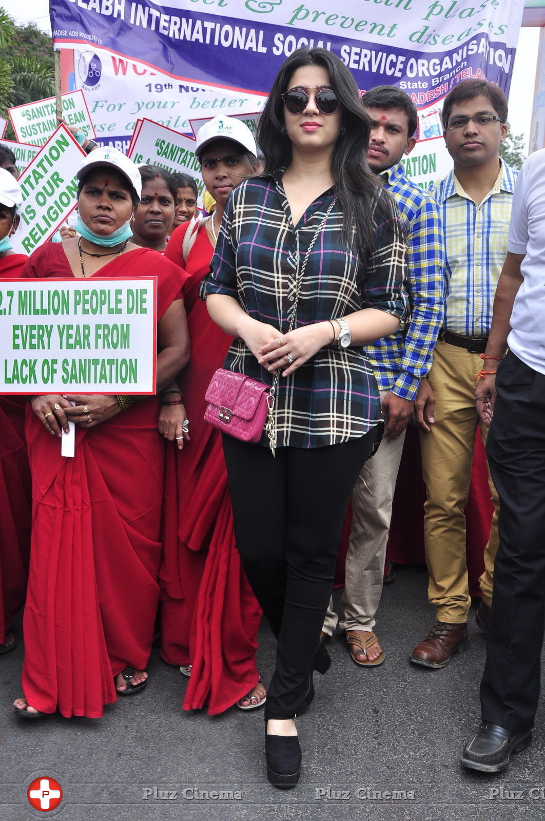 Charmi Kaur at World Toilet Day Run at Necklace Road Stills | Picture 1162592