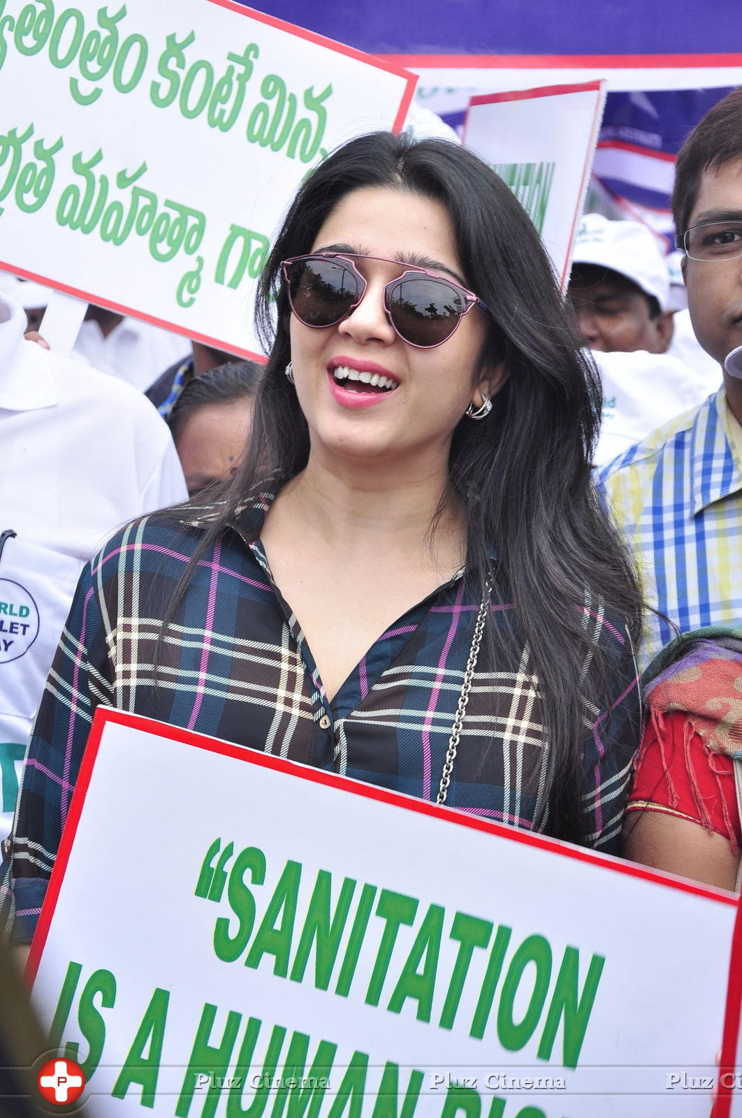 Charmy Kaur - World Toilet Day Run at Necklace Road Photos | Picture 1162465