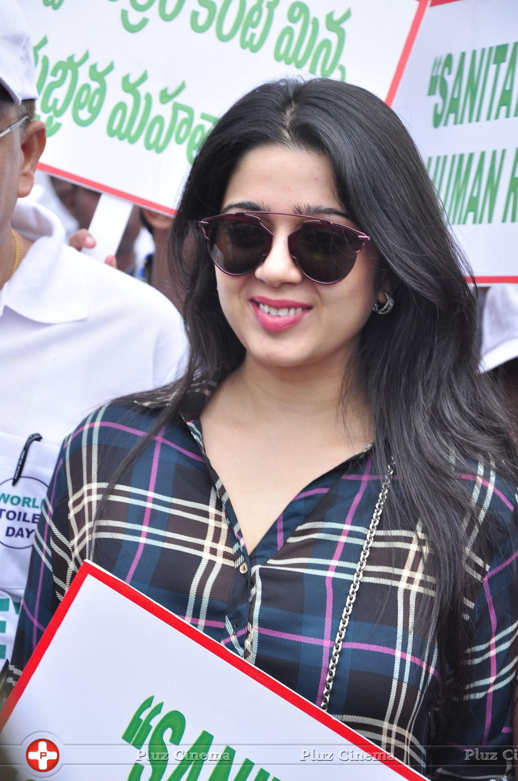 Charmy Kaur - World Toilet Day Run at Necklace Road Photos | Picture 1162468