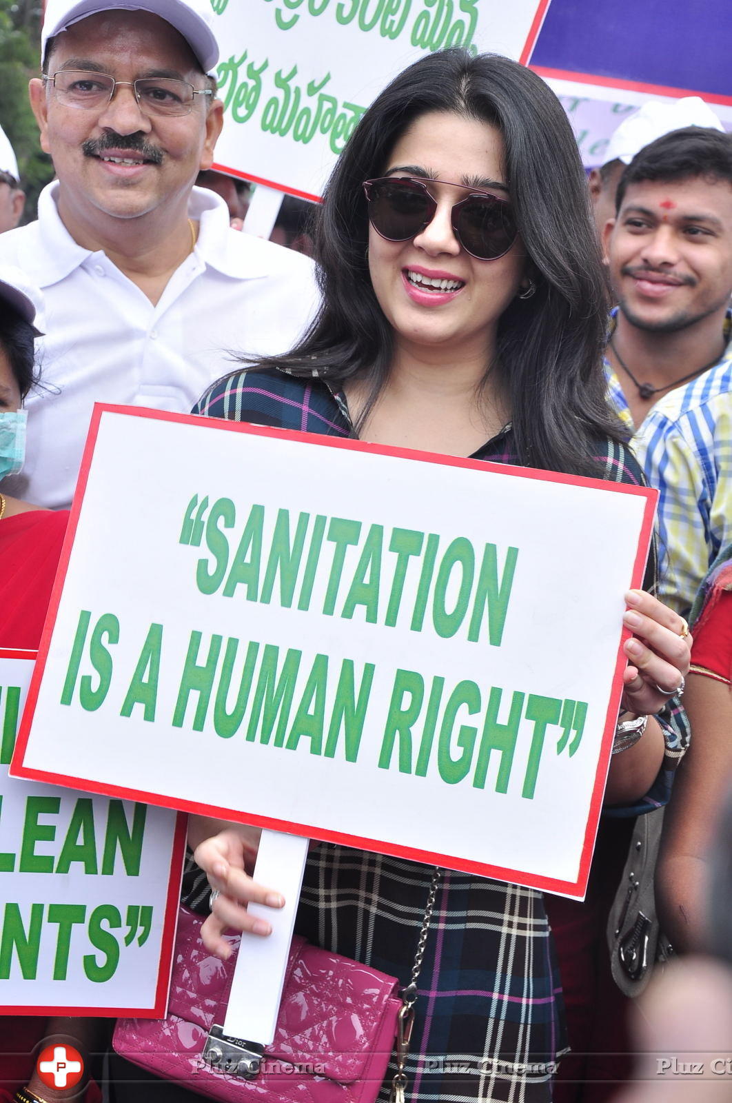 Charmy Kaur - World Toilet Day Run at Necklace Road Photos | Picture 1162479