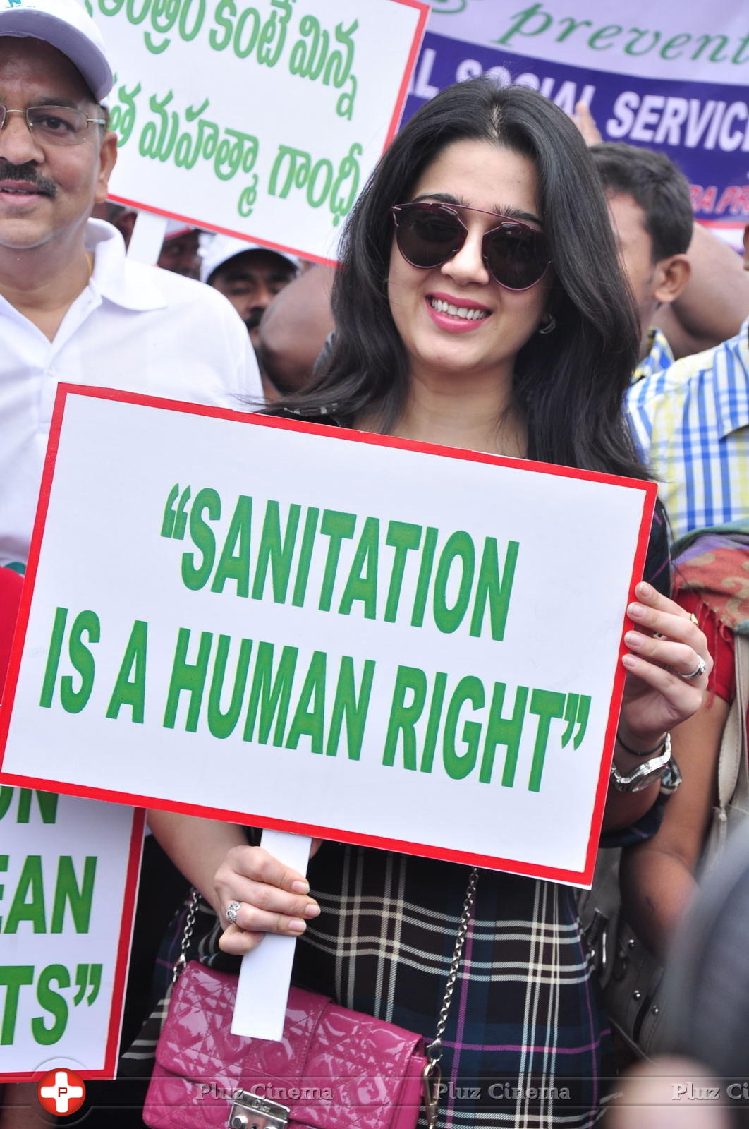 Charmy Kaur - World Toilet Day Run at Necklace Road Photos | Picture 1162480