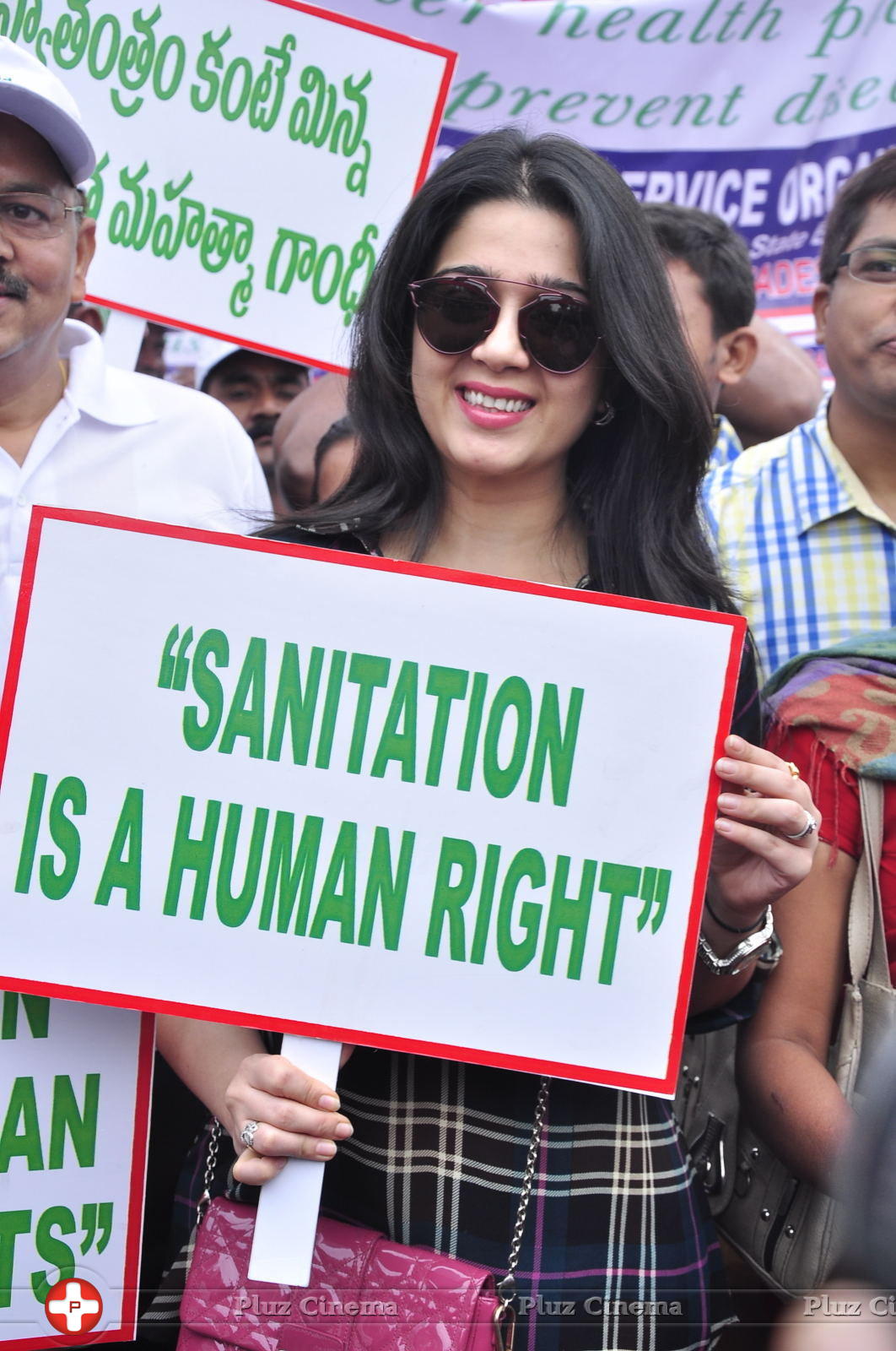 Charmy Kaur - World Toilet Day Run at Necklace Road Photos | Picture 1162481