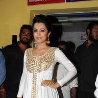 Trisha at Cheekati Rajyam Movie Premiere Show Photos | Picture 1162451
