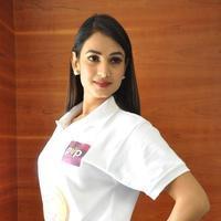 Sonal Chauhan Cute Gallery | Picture 1168143
