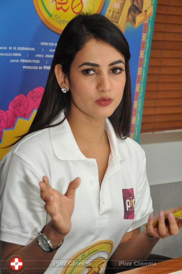 Sonal Chauhan Cute Gallery | Picture 1168121