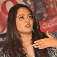 Anushka Shetty at Rudramadevi Movie Press Meet Photos | Picture 1130256