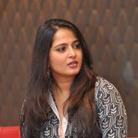 Anushka Shetty at Rudramadevi Movie Press Meet Photos | Picture 1130294