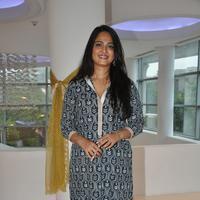 Anushka Shetty at Rudramadevi Movie Press Meet Photos | Picture 1130313