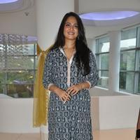 Anushka Shetty at Rudramadevi Movie Press Meet Photos | Picture 1130314