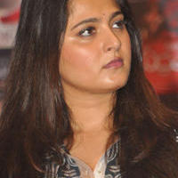Anushka Shetty at Rudramadevi Movie Press Meet Photos | Picture 1130328