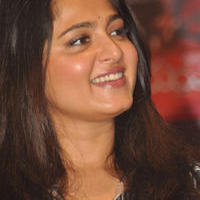 Anushka Shetty at Rudramadevi Movie Press Meet Photos | Picture 1130329