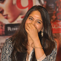 Anushka Shetty at Rudramadevi Movie Press Meet Photos | Picture 1130351