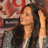 Anushka Shetty at Rudramadevi Movie Press Meet Photos | Picture 1130352