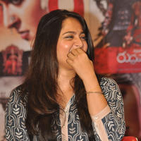 Anushka Shetty at Rudramadevi Movie Press Meet Photos | Picture 1130353