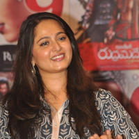 Anushka Shetty at Rudramadevi Movie Press Meet Photos | Picture 1130354