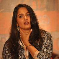 Anushka Shetty - Rudramadevi Movie Press Meet Stills | Picture 1129963