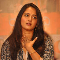 Anushka Shetty - Rudramadevi Movie Press Meet Stills | Picture 1129964