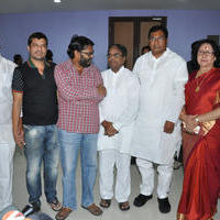 T Congress Leaders Watches Rudramadevi Movie Photos | Picture 1136477