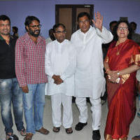 T Congress Leaders Watches Rudramadevi Movie Photos | Picture 1136484