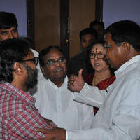 T Congress Leaders Watches Rudramadevi Movie Photos | Picture 1136497