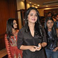 Anushka Shetty at Rudramadevi Movie Success Meet Stills | Picture 1137049