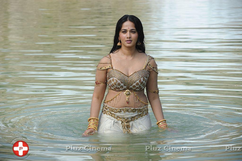 Anushka Shetty - Anushka in Rudramadevi Movie Photos | Picture 1137821