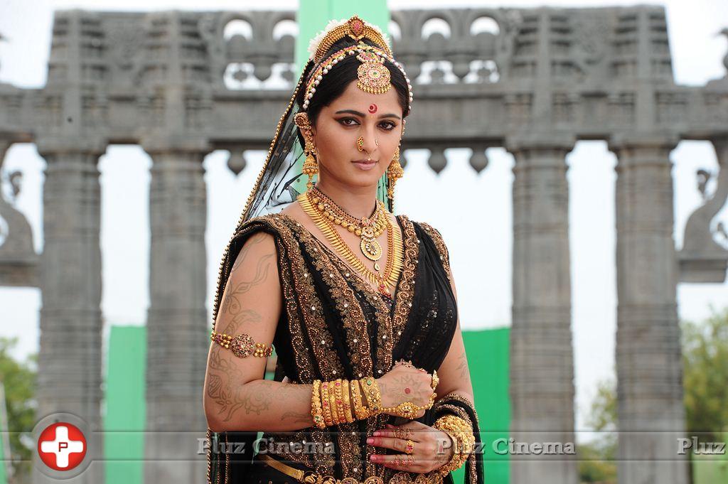 Anushka Shetty - Anushka in Rudramadevi Movie Photos | Picture 1137824