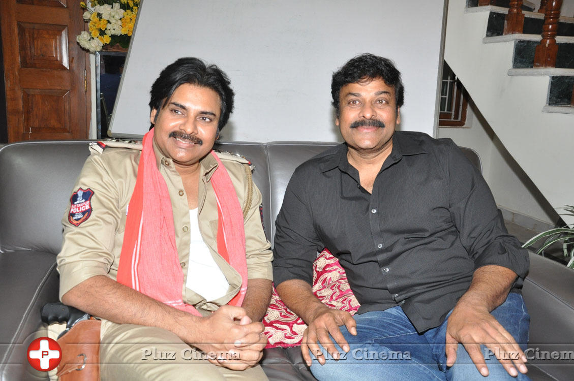 Pawankalyan Meets Chiranjeevi Photos | Picture 1139747