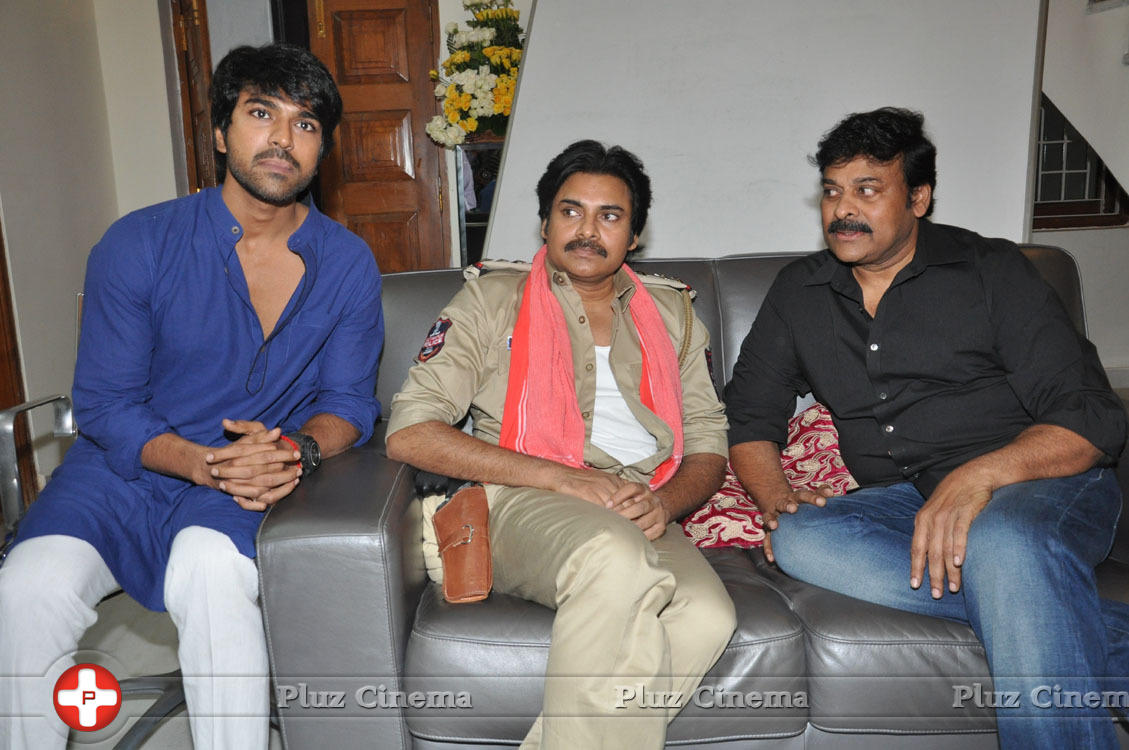 Pawankalyan Meets Chiranjeevi Photos | Picture 1139748