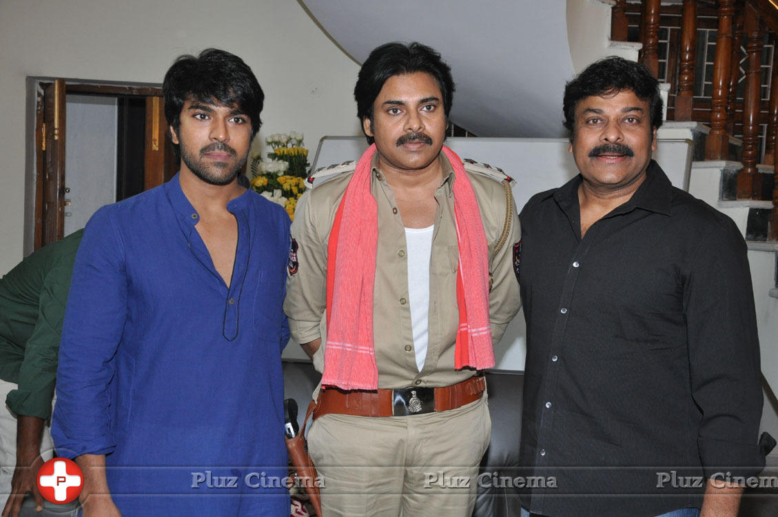 Pawankalyan Meets Chiranjeevi Photos | Picture 1139760