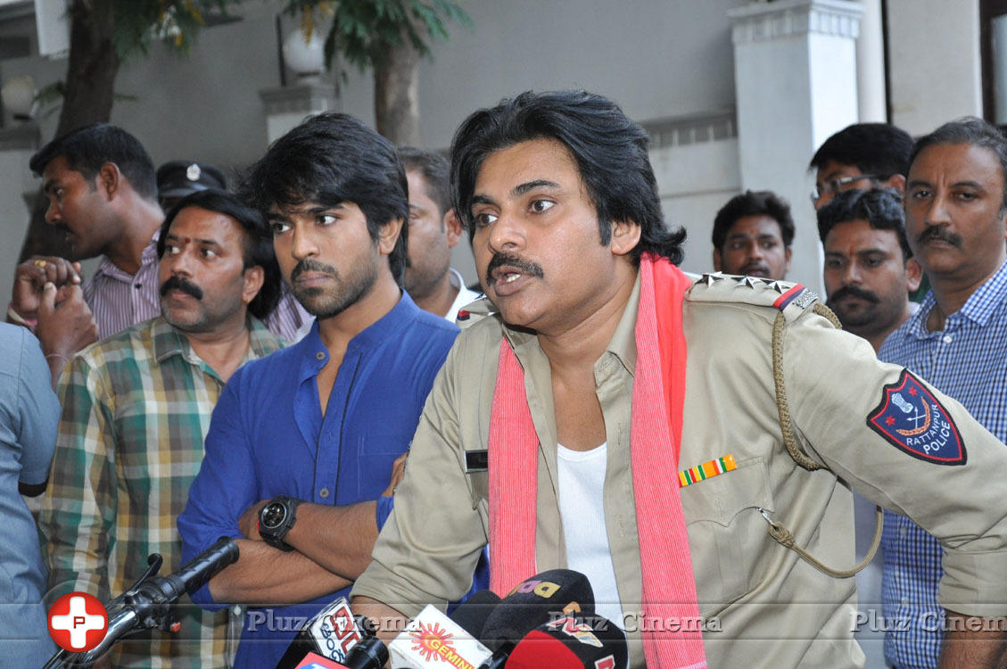 Pawankalyan Meets Chiranjeevi Photos | Picture 1139770