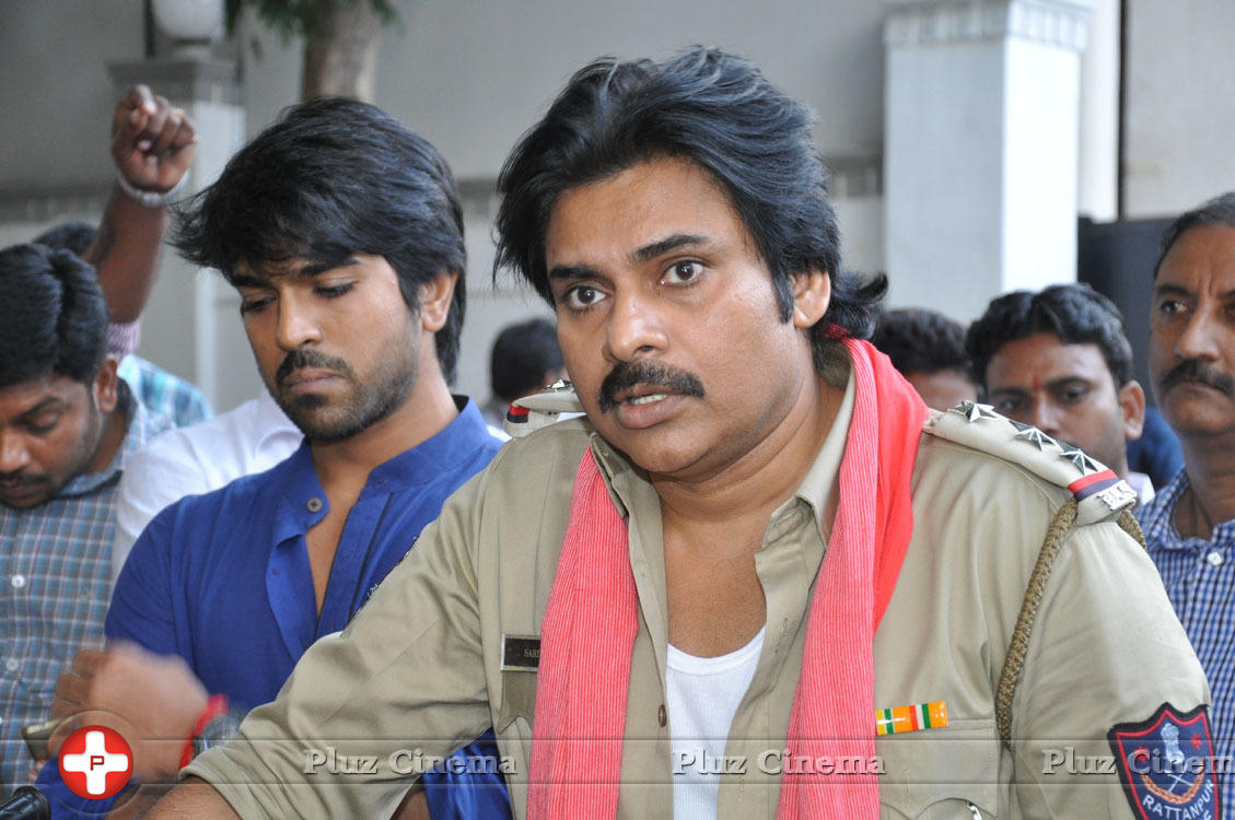 Pawankalyan Meets Chiranjeevi Photos | Picture 1139789