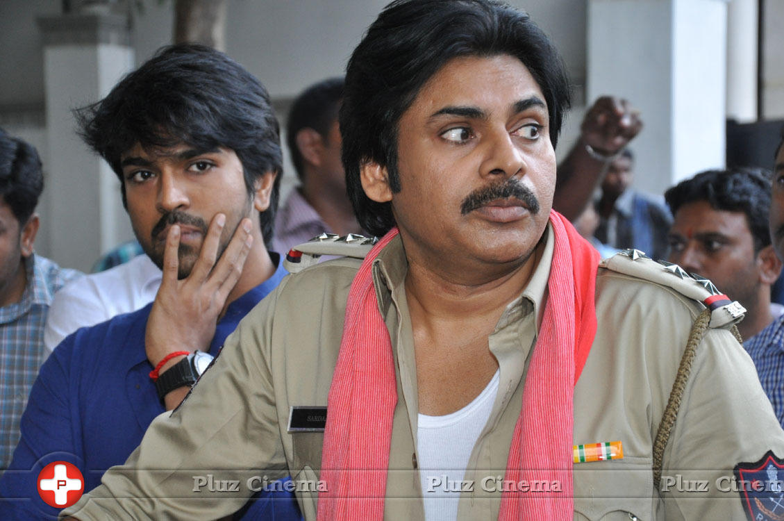 Pawankalyan Meets Chiranjeevi Photos | Picture 1139792