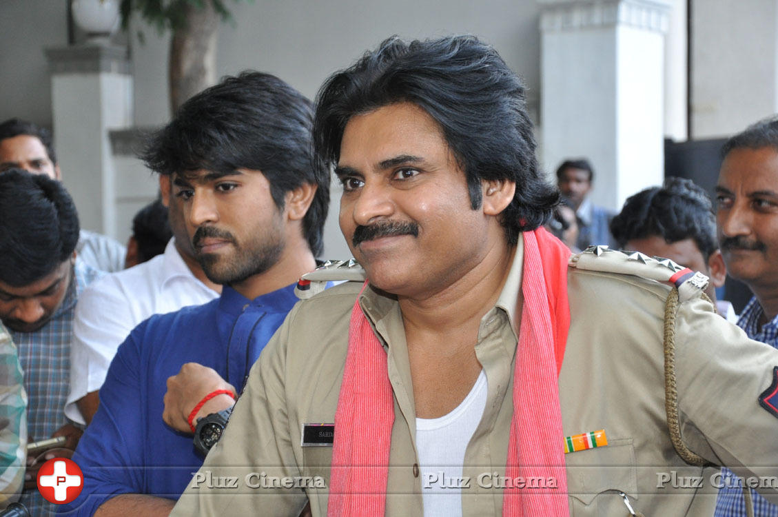 Pawankalyan Meets Chiranjeevi Photos | Picture 1139794