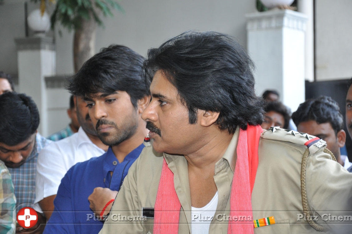 Pawankalyan Meets Chiranjeevi Photos | Picture 1139797