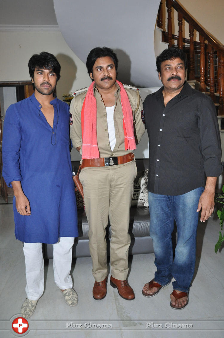 Pawankalyan Meets Chiranjeevi Photos | Picture 1139811