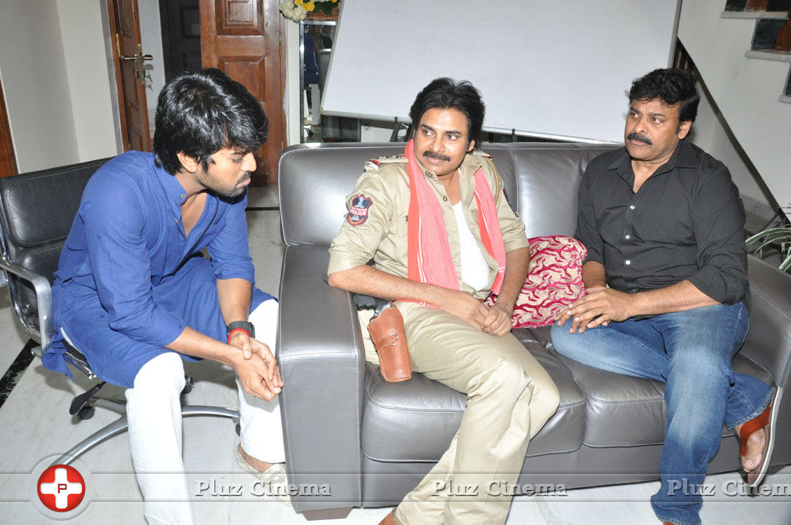 Pawankalyan Meets Chiranjeevi Photos | Picture 1139817