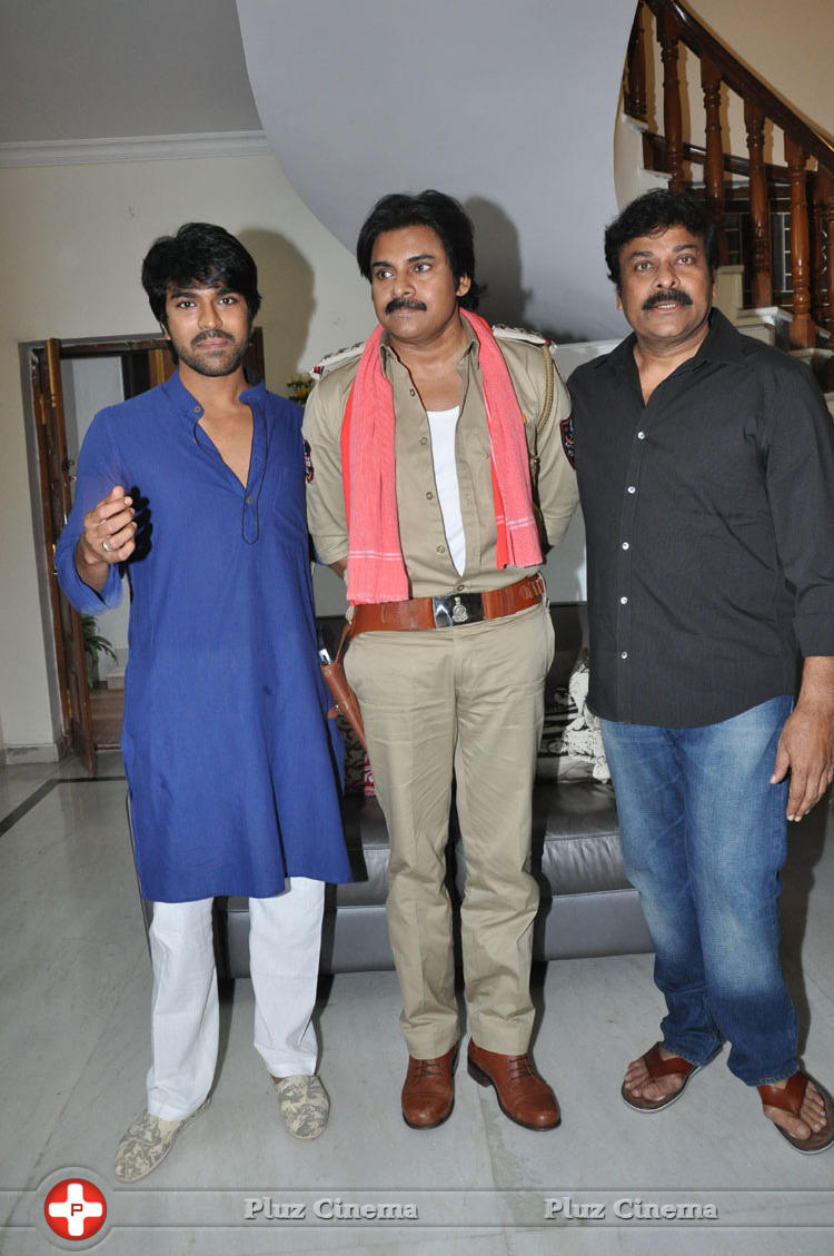 Pawankalyan Meets Chiranjeevi Photos | Picture 1139818