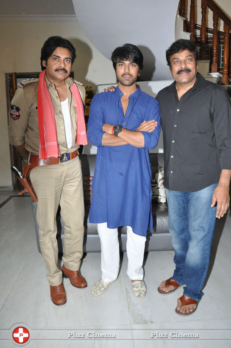 Pawankalyan Meets Chiranjeevi Photos | Picture 1139822