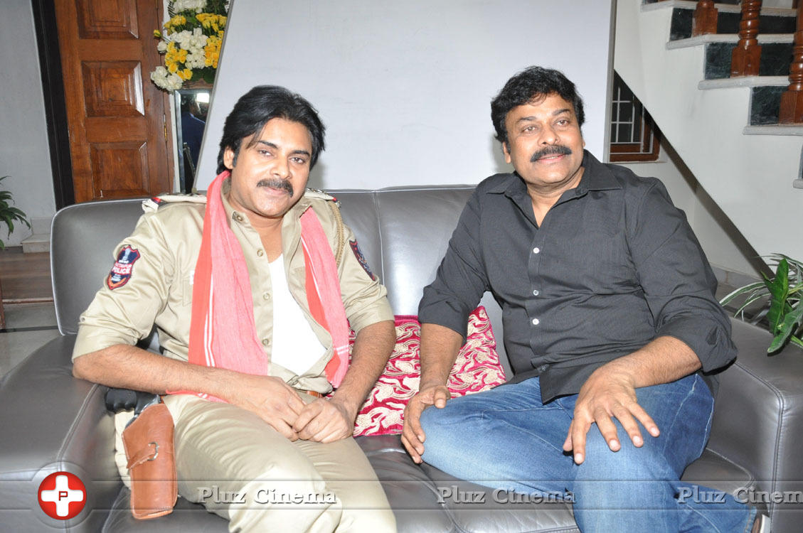 Pawankalyan Meets Chiranjeevi Photos | Picture 1139826