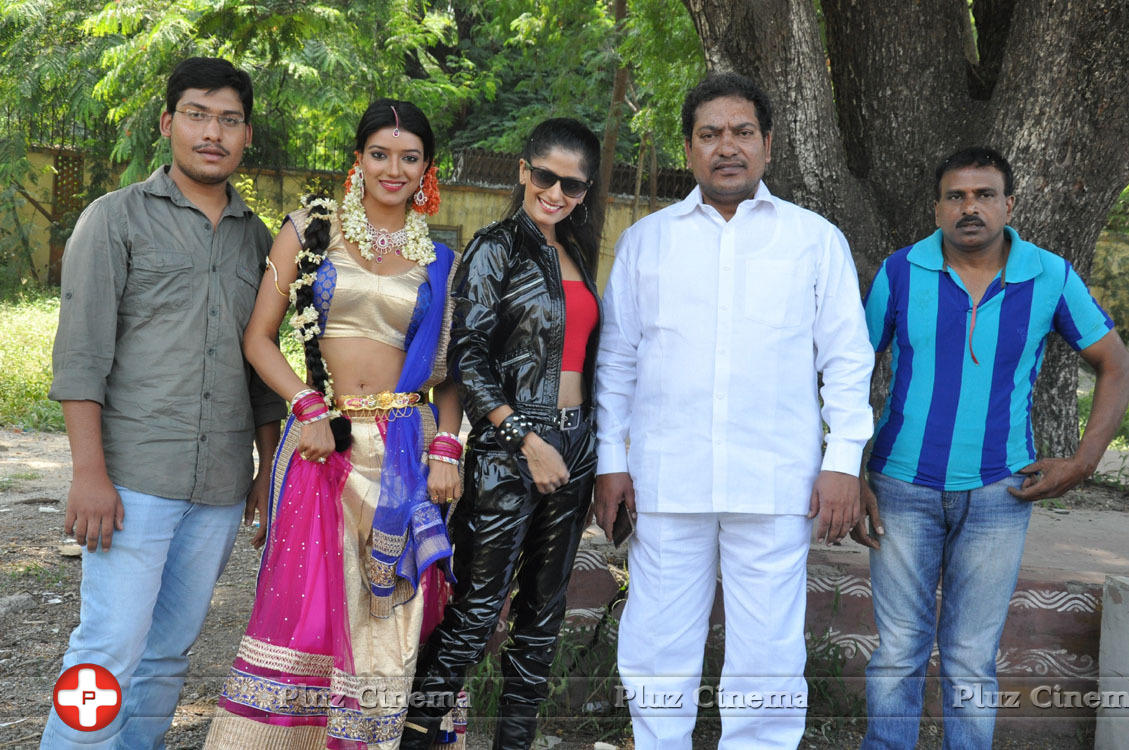 Junction Lo Jayamalini Movie Opening Stills | Picture 1144099