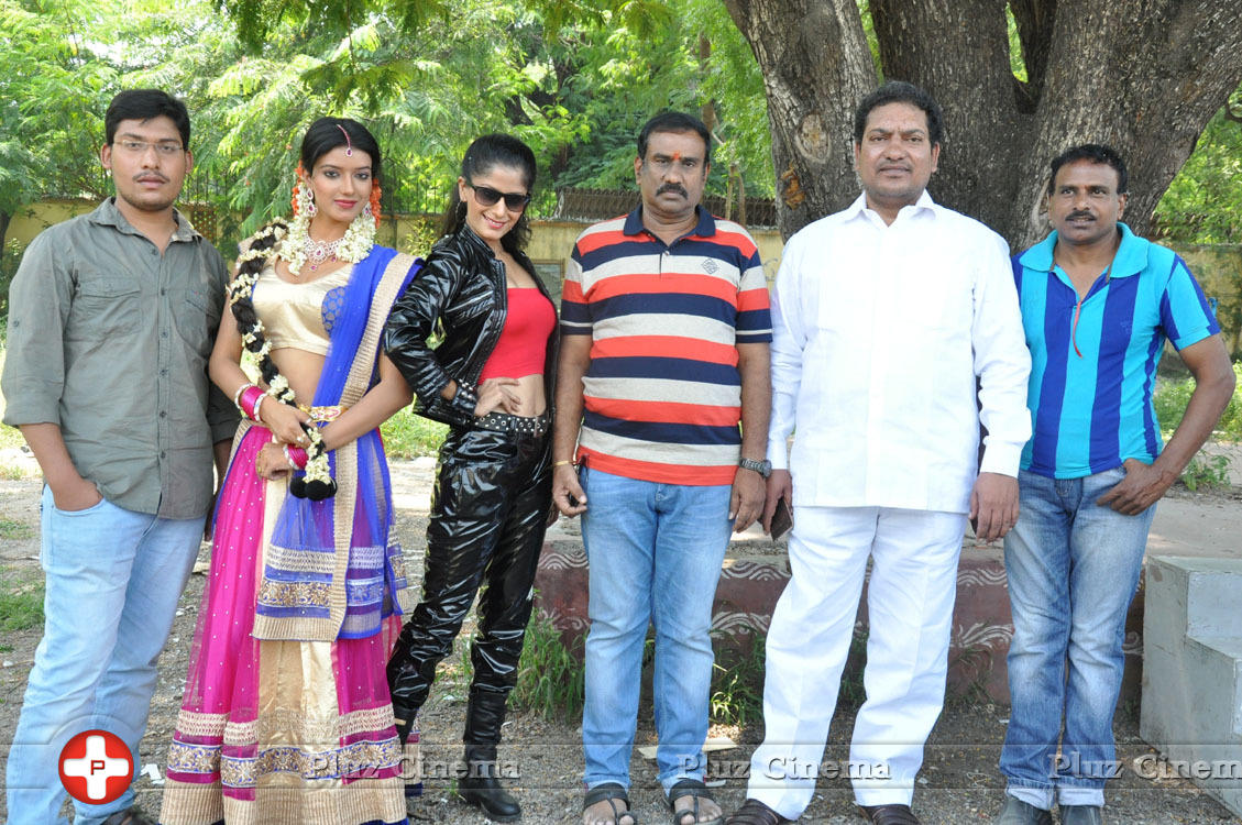 Junction Lo Jayamalini Movie Opening Stills | Picture 1144107