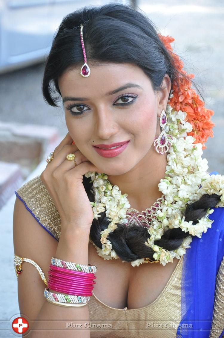 Maneesha Singh at Junction Lo Jayamalini Movie Opening Photos | Picture 1144129