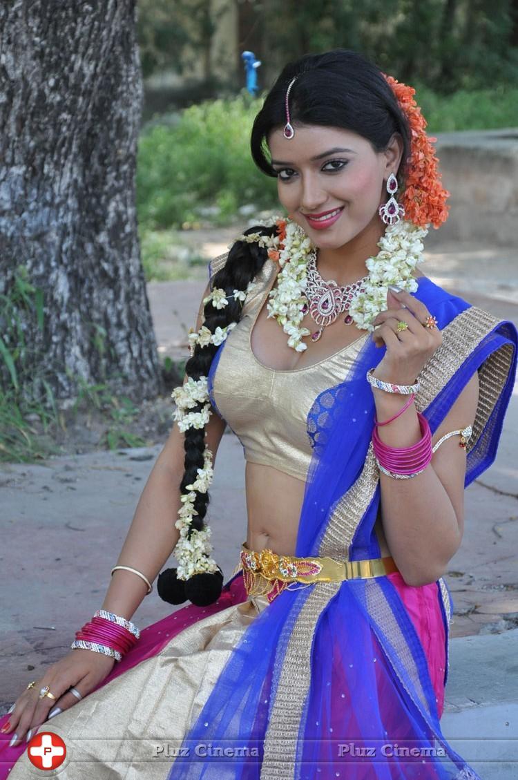 Maneesha Singh at Junction Lo Jayamalini Movie Opening Photos | Picture 1144134