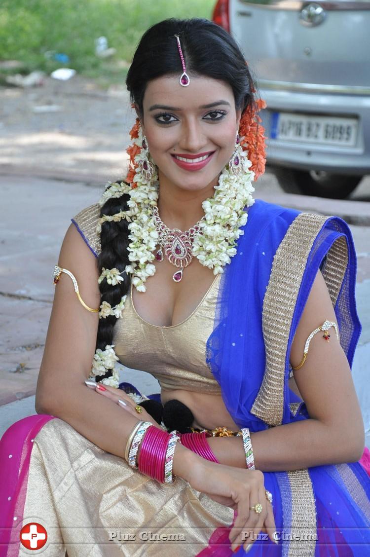 Maneesha Singh at Junction Lo Jayamalini Movie Opening Photos | Picture 1144137